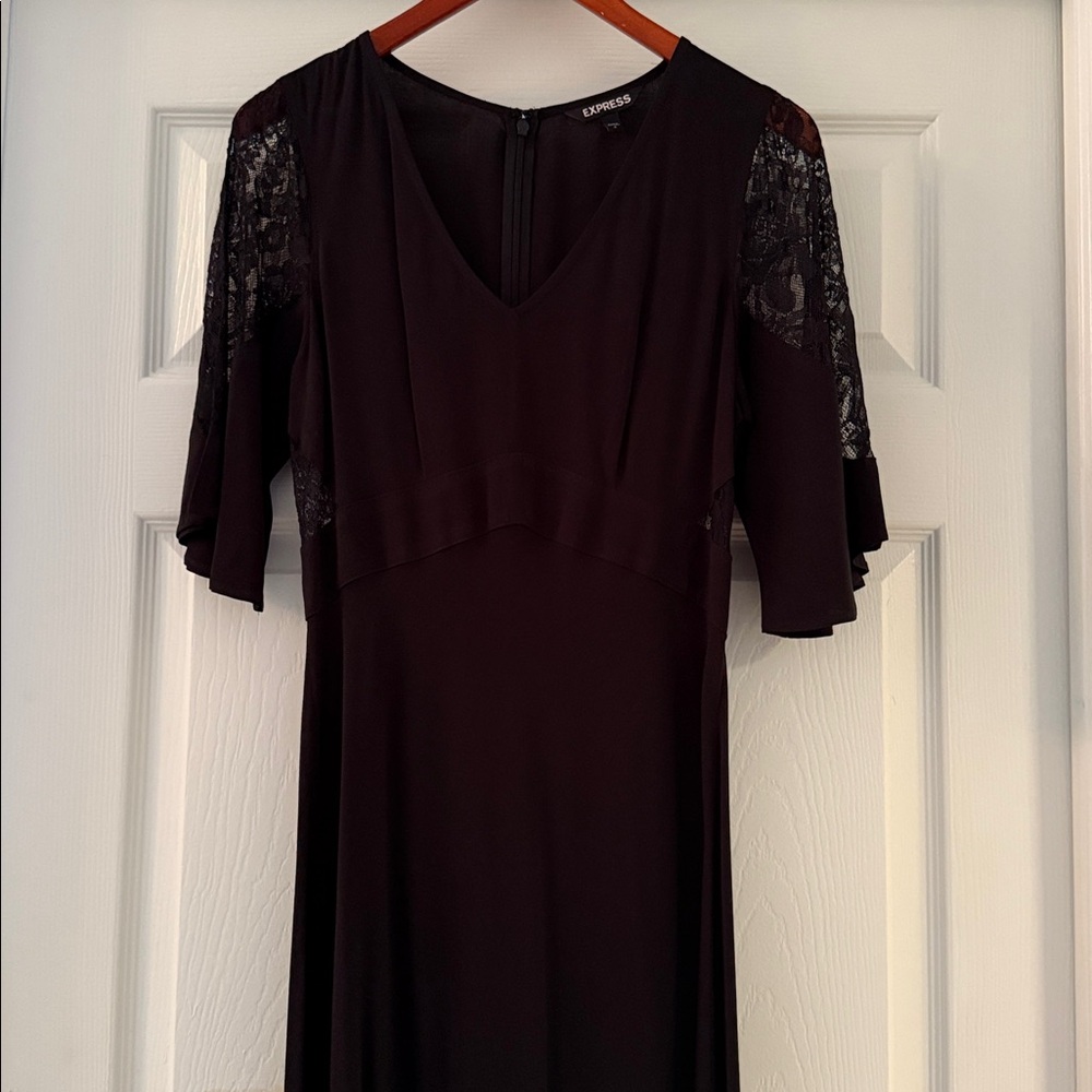 Express Lace Panel maxi dress - Picture 7 of 12